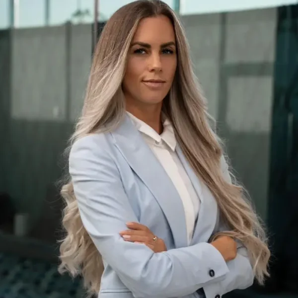 Isabell Wolters – Expertin für Short-Term Rentals und Holiday Home Management in Dubai